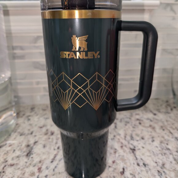 Stanley Cup Art Deco - Picture 3 of 8